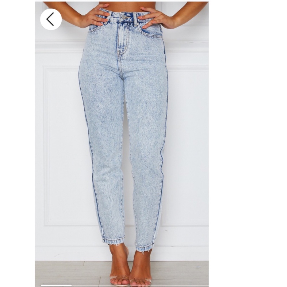 White fox boutique jeans (Brand New)